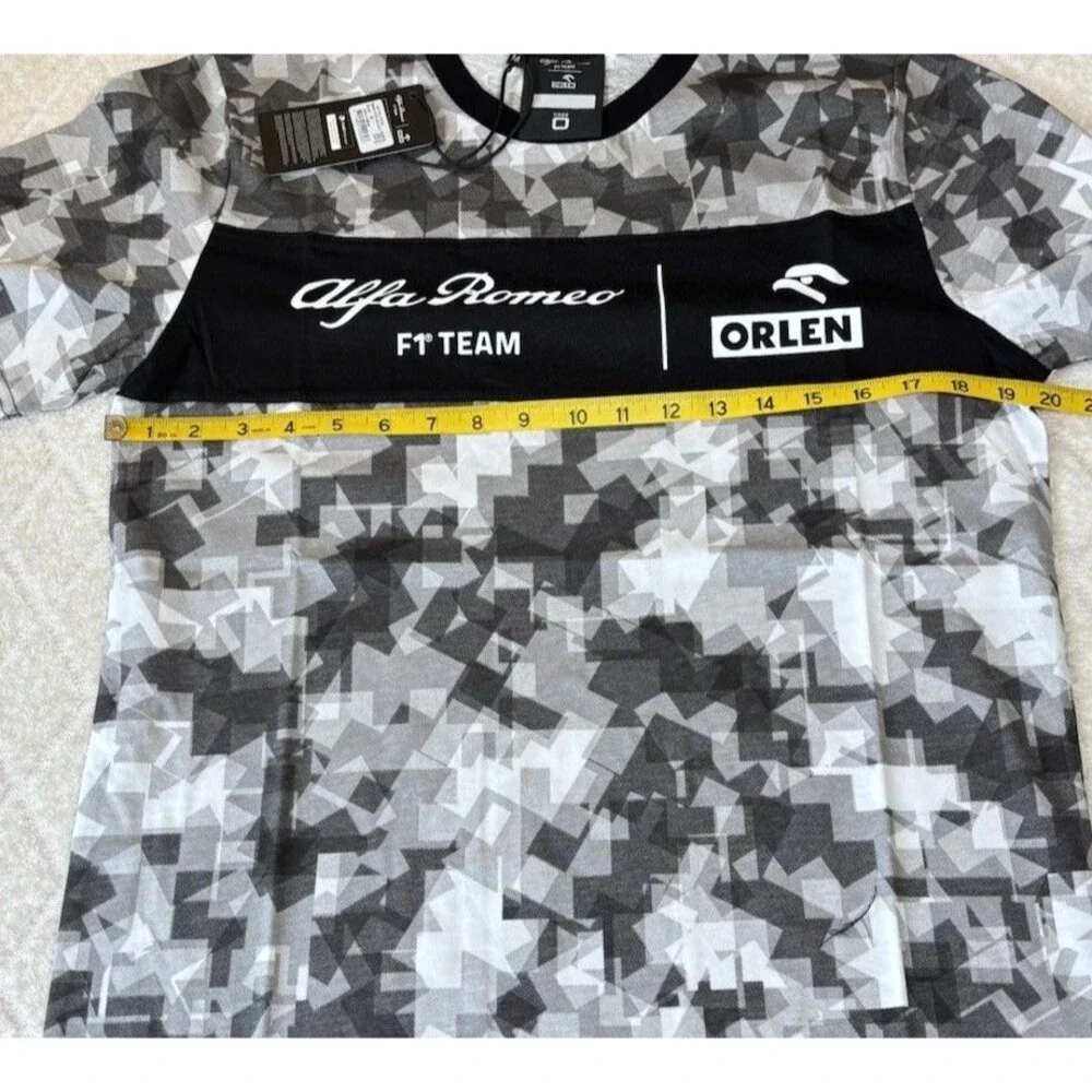 NWT Alfa Romeo Racing F1 Team Orlen Camo Pixilated Men’s Shirt Size M